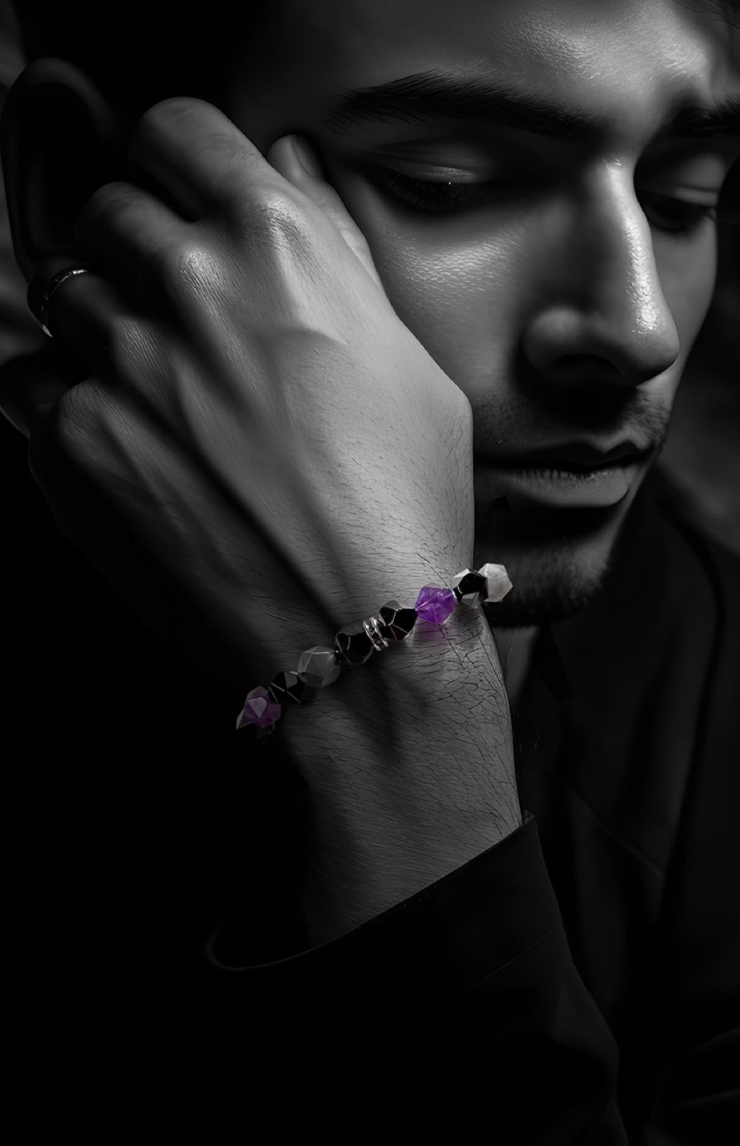 سِوار كريستال يحول الحظ